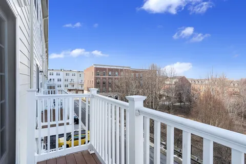 $549,000 | 454 Exchange Avenue, Gaithersburg, MD 20878