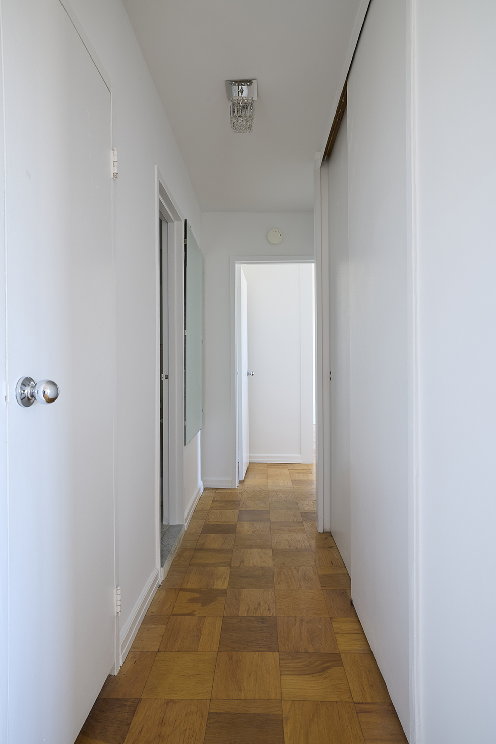 180 West End Avenue, Unit 27A Manhattan, NY 10023 - Photo 12 of 18 a view of a hallway