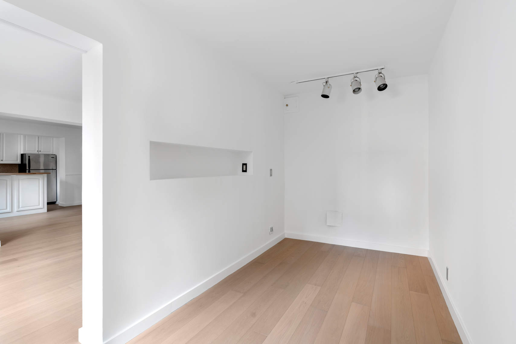 342 East 53rd Street, Unit 6EF Manhattan, NY 10022 - Photo 6 of 12