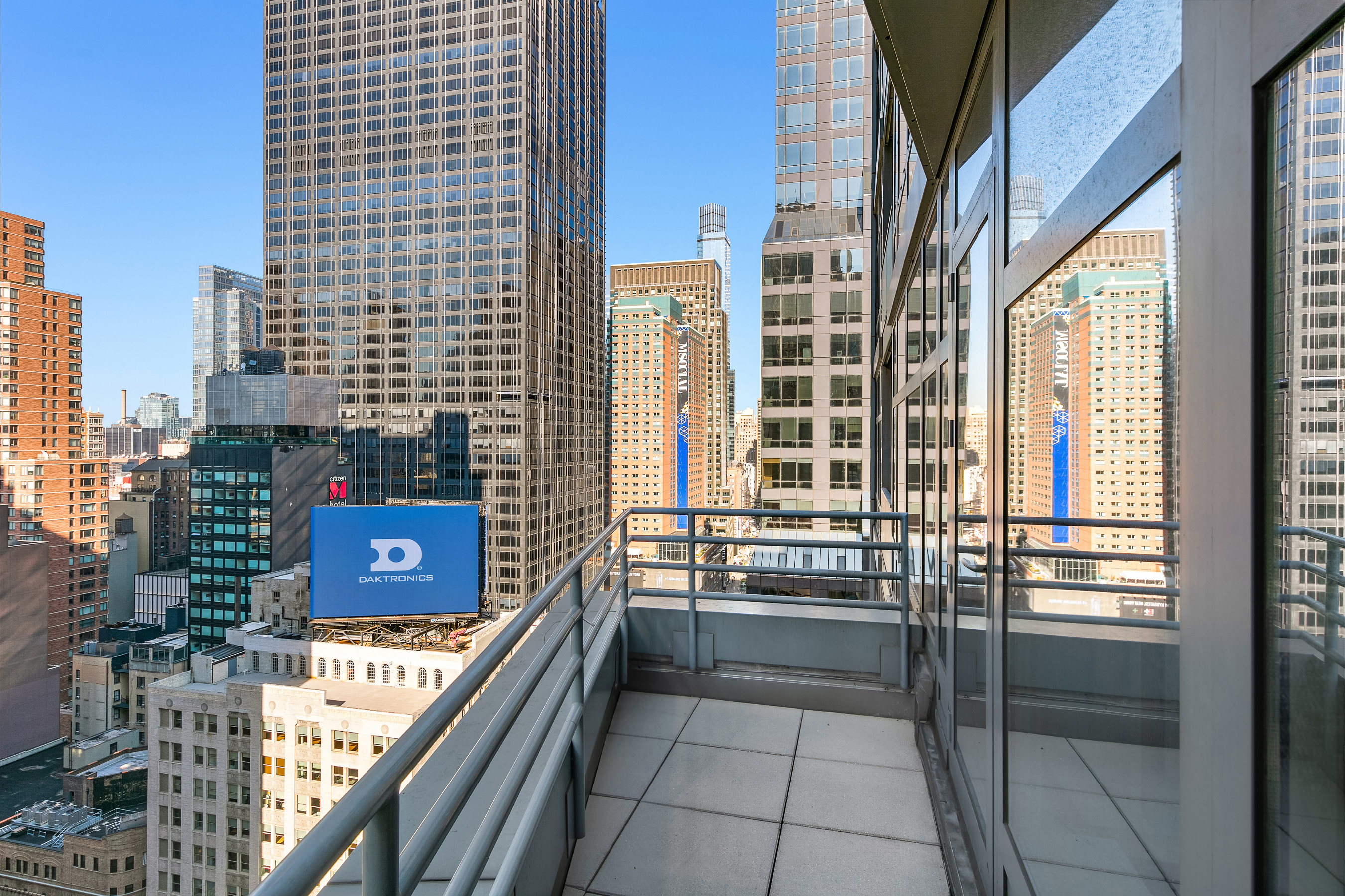 1600 Broadway, Unit PH1C Manhattan, NY 10019 - Photo 7 of 13