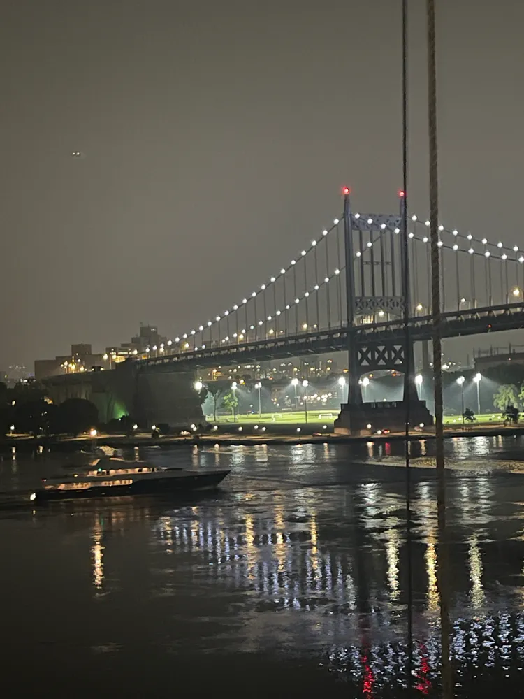 $575,000 | 25-40 Shore Boulevard, Unit 3P | Astoria