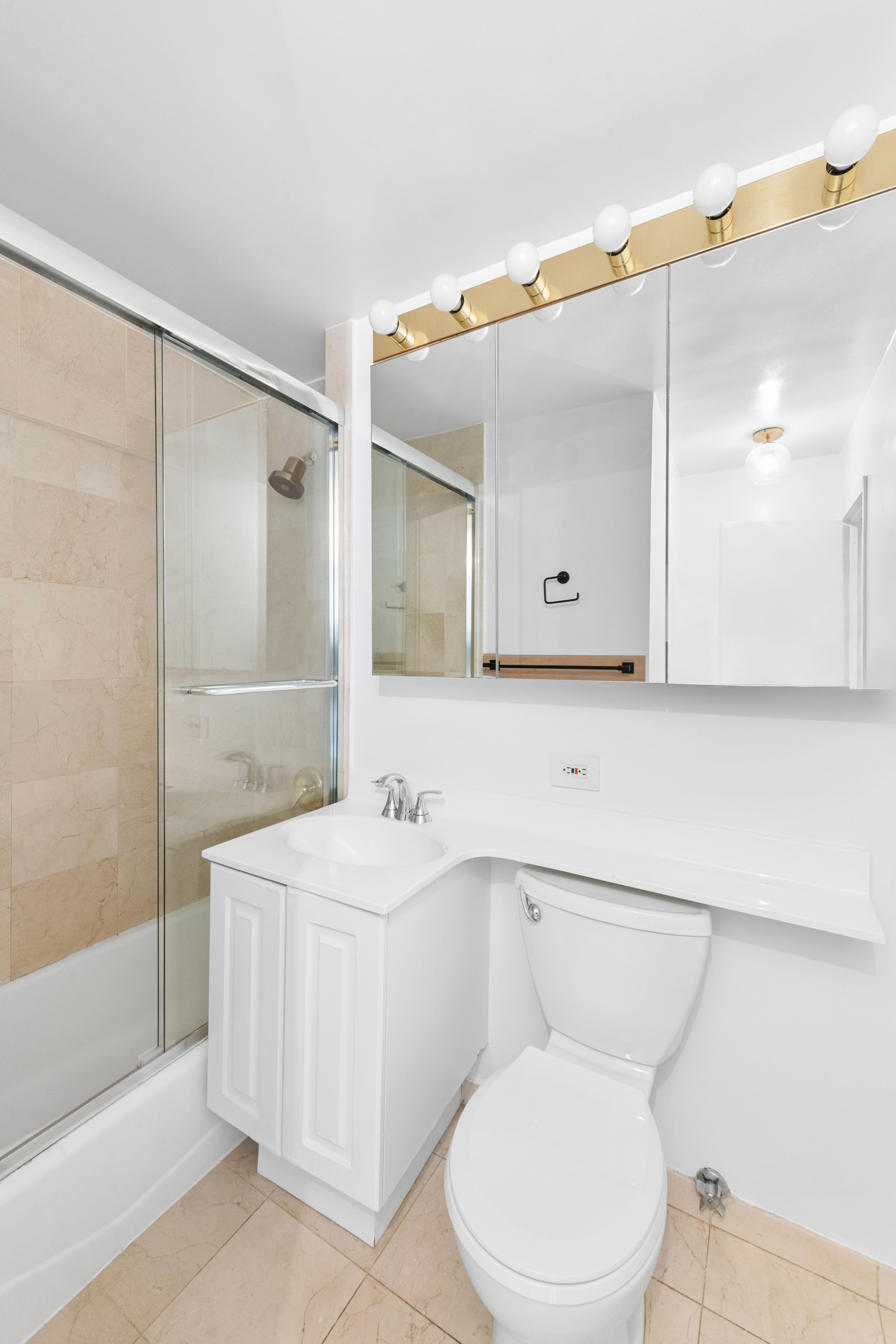 425 East 63rd Street, Unit W8E Manhattan, NY 10065 - Photo 13 of 15