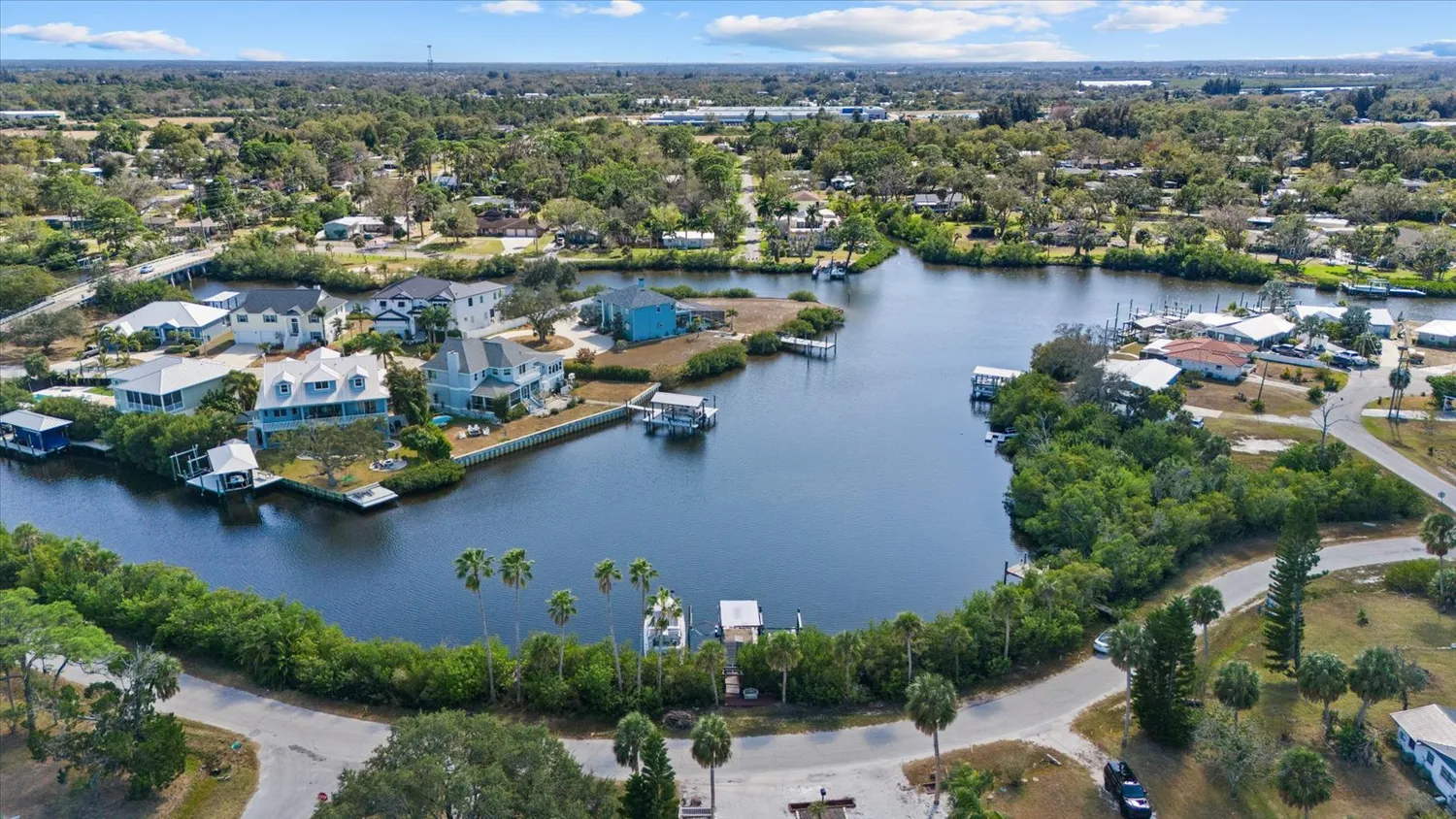 $574,900 | Undisclosed Address, Ruskin, FL 33570