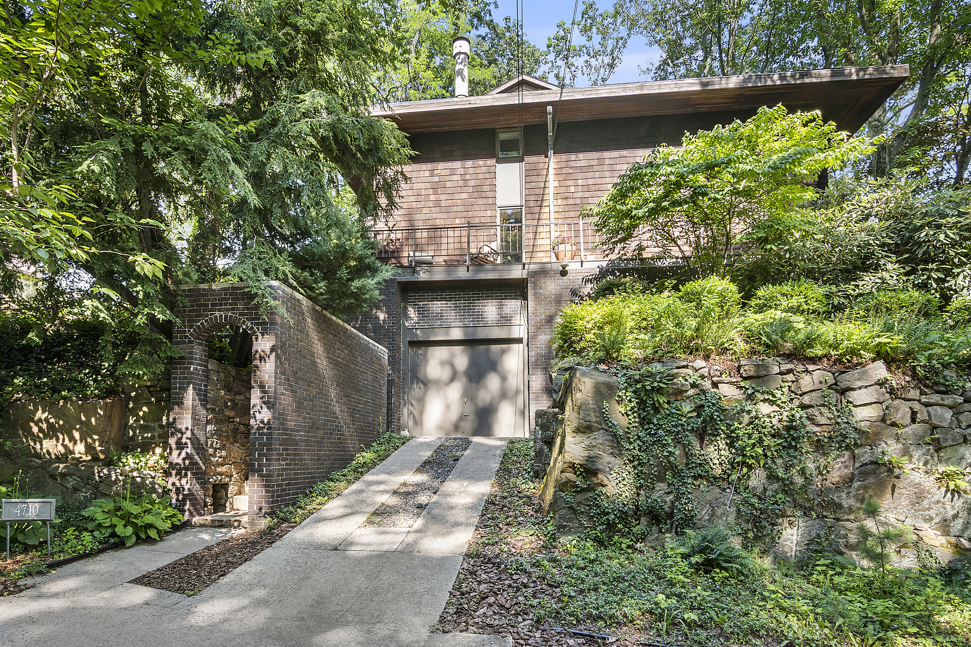 4710 Grosvenor Avenue Bronx, NY 10471 - Photo 20 of 24