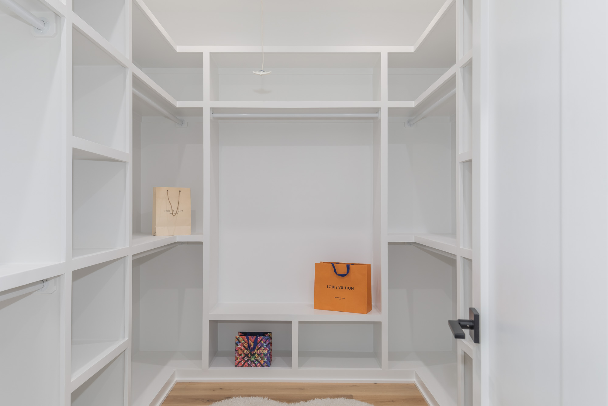 8806 Walnut Hill Road Chevy Chase, MD 20815 - Photo 19 of 32