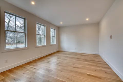 $4,650,000 | 23 Fairway Drive, East Hampton, NY 11937