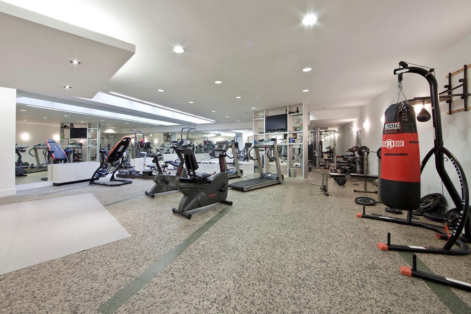 55 Berry Street, Unit 2B Brooklyn, NY 11249 - Photo 10 of 12 a view of a room with gym equipment