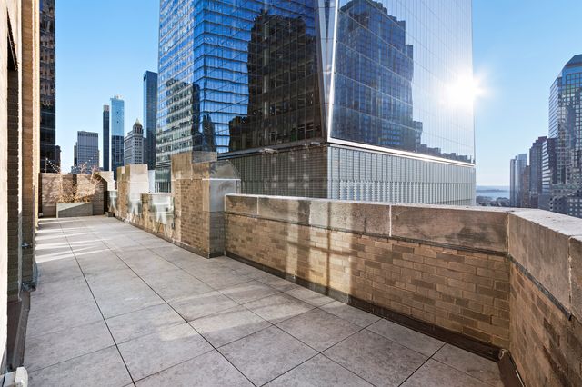 $4,750,000 | 100 Barclay Street, Unit 11Q | TriBeCa