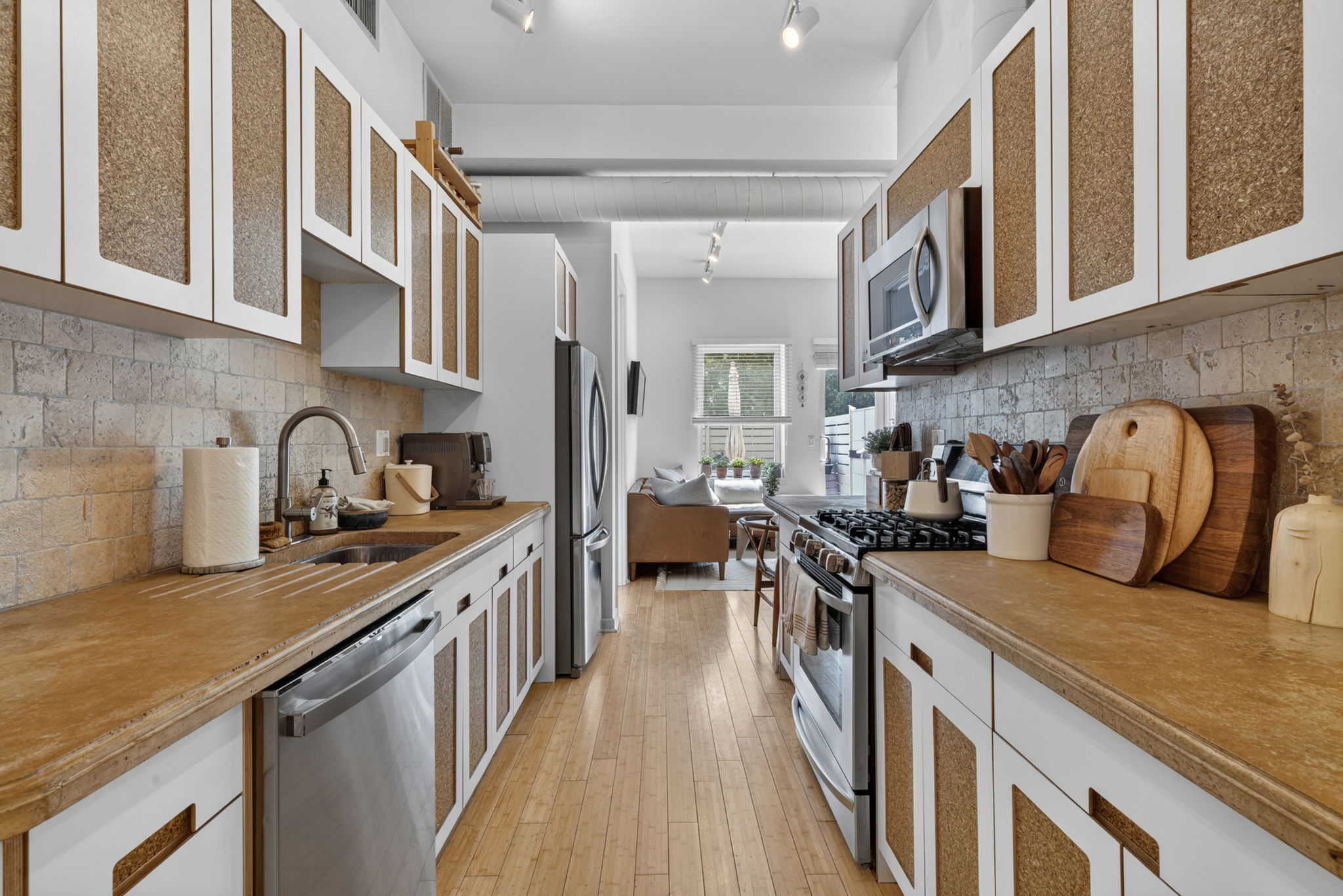 148 North 10th Street, Unit 2A Brooklyn, NY 11249 - Photo 4 of 13