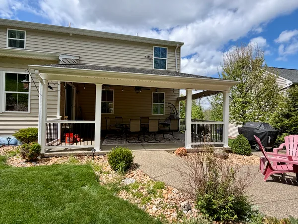$780,000 | 222 Overlook Drive, McMurray, PA 15317