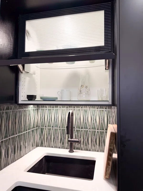 $3,995 | 206 East 7th Street, Unit G | East Village