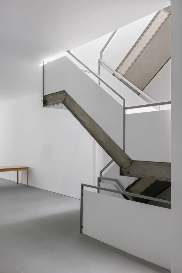a view of entryway