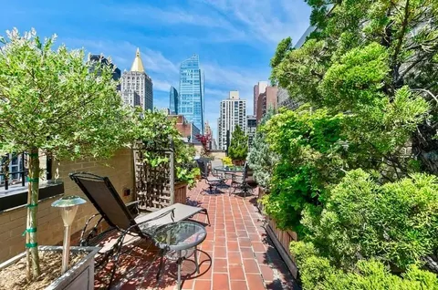 a view of an outdoor space with seating area