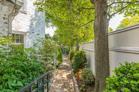 $1,799,999 | 3130 19th Street North, Arlington, VA 22201