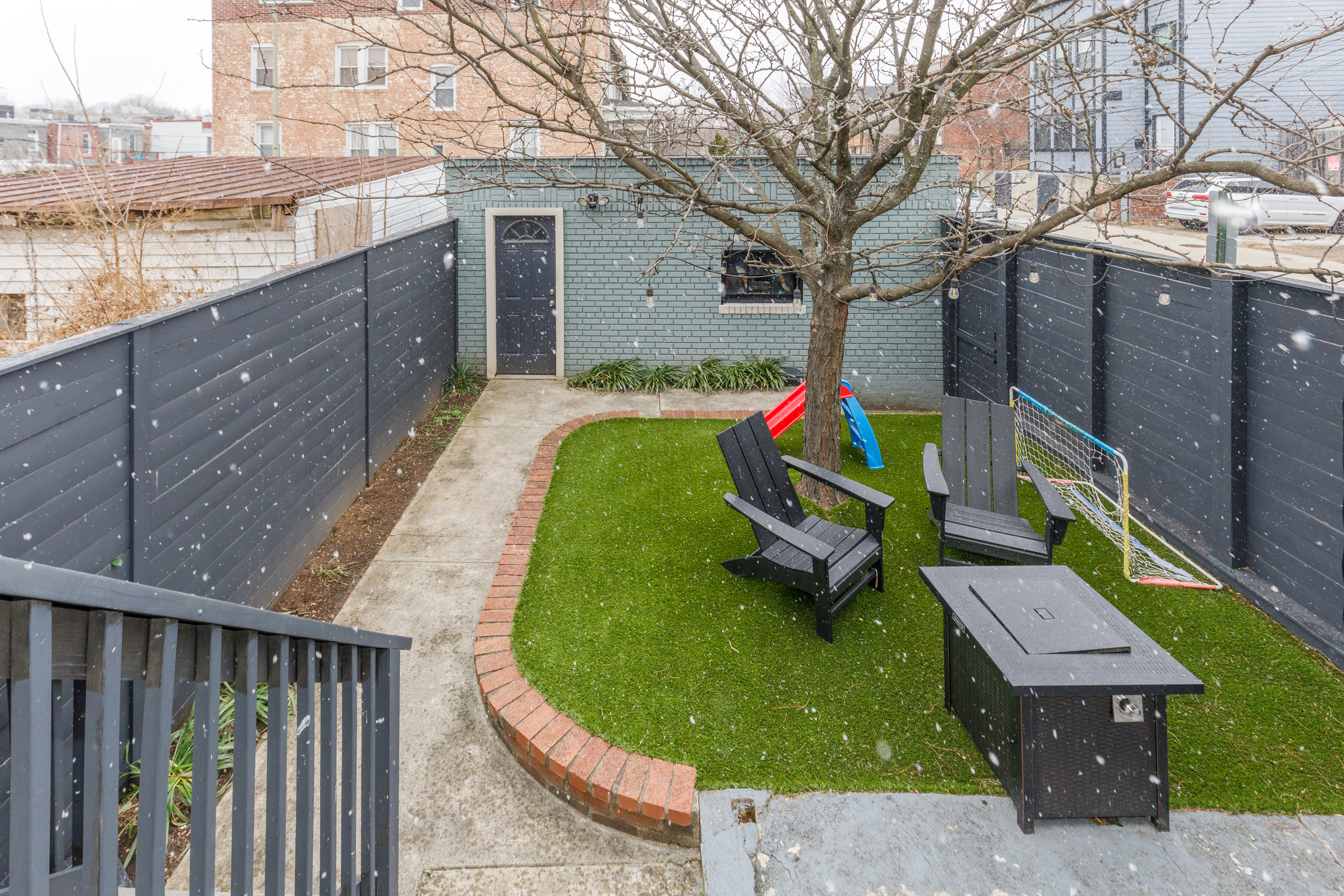 935 15th Street Southeast Washington, DC 20003 - Photo 41 of 45