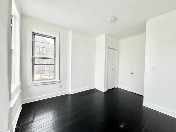 $3,895 | 406 Rogers Avenue, Unit 3 | Prospect Lefferts Gardens