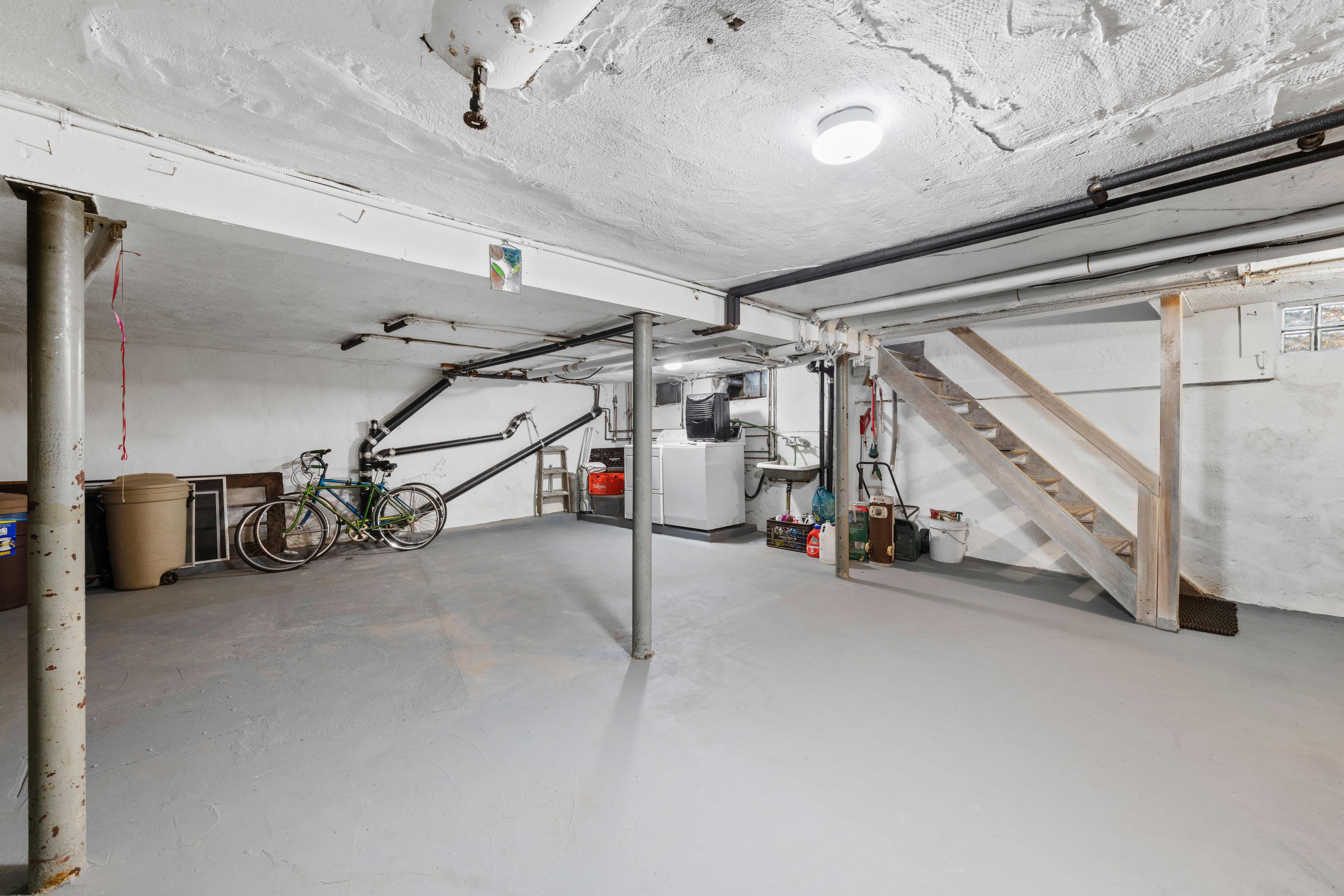 5037 Fieldston Road Bronx, NY 10471 - Photo 15 of 17