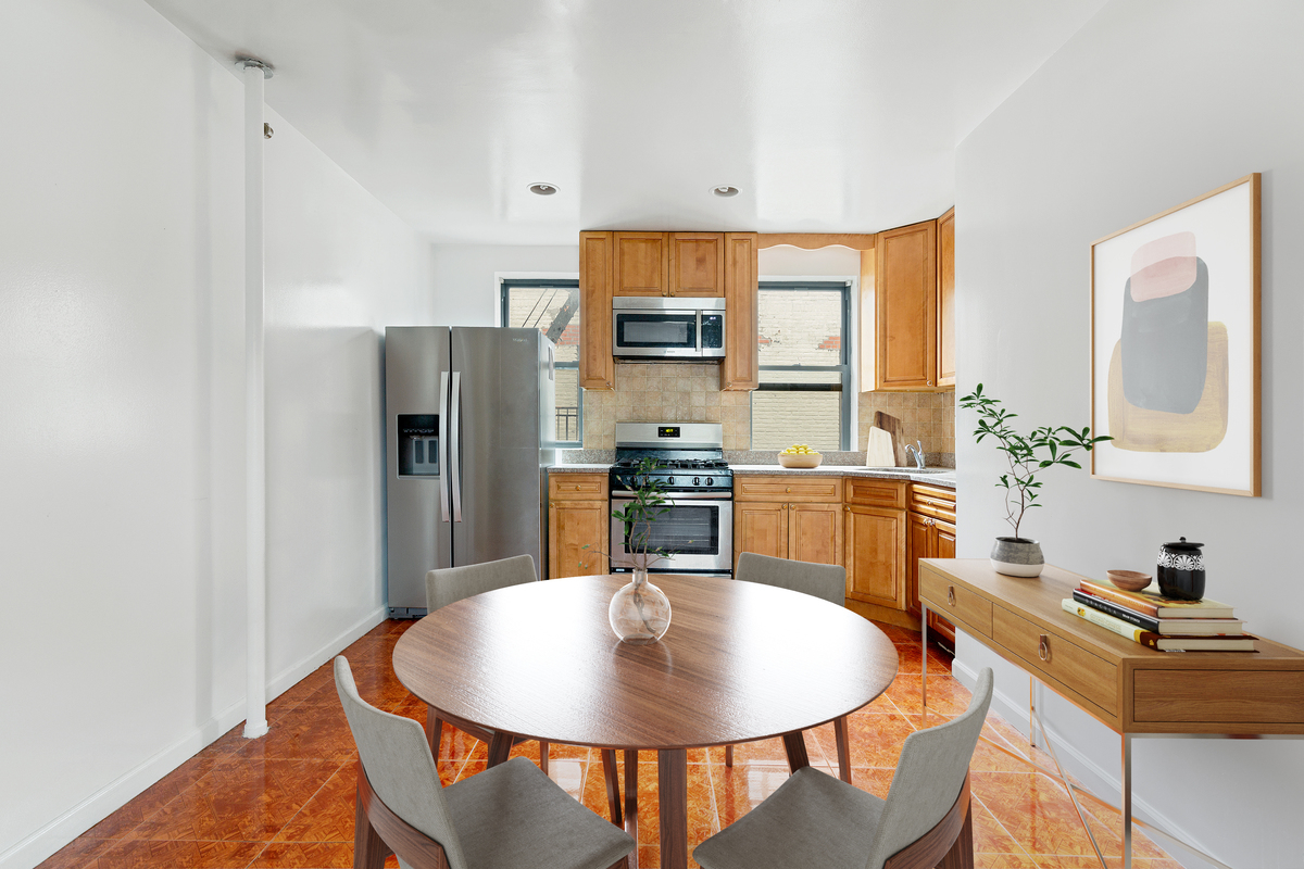 21-27 33rd Street, Unit 5G Queens, NY 11105 - Photo 3 of 4