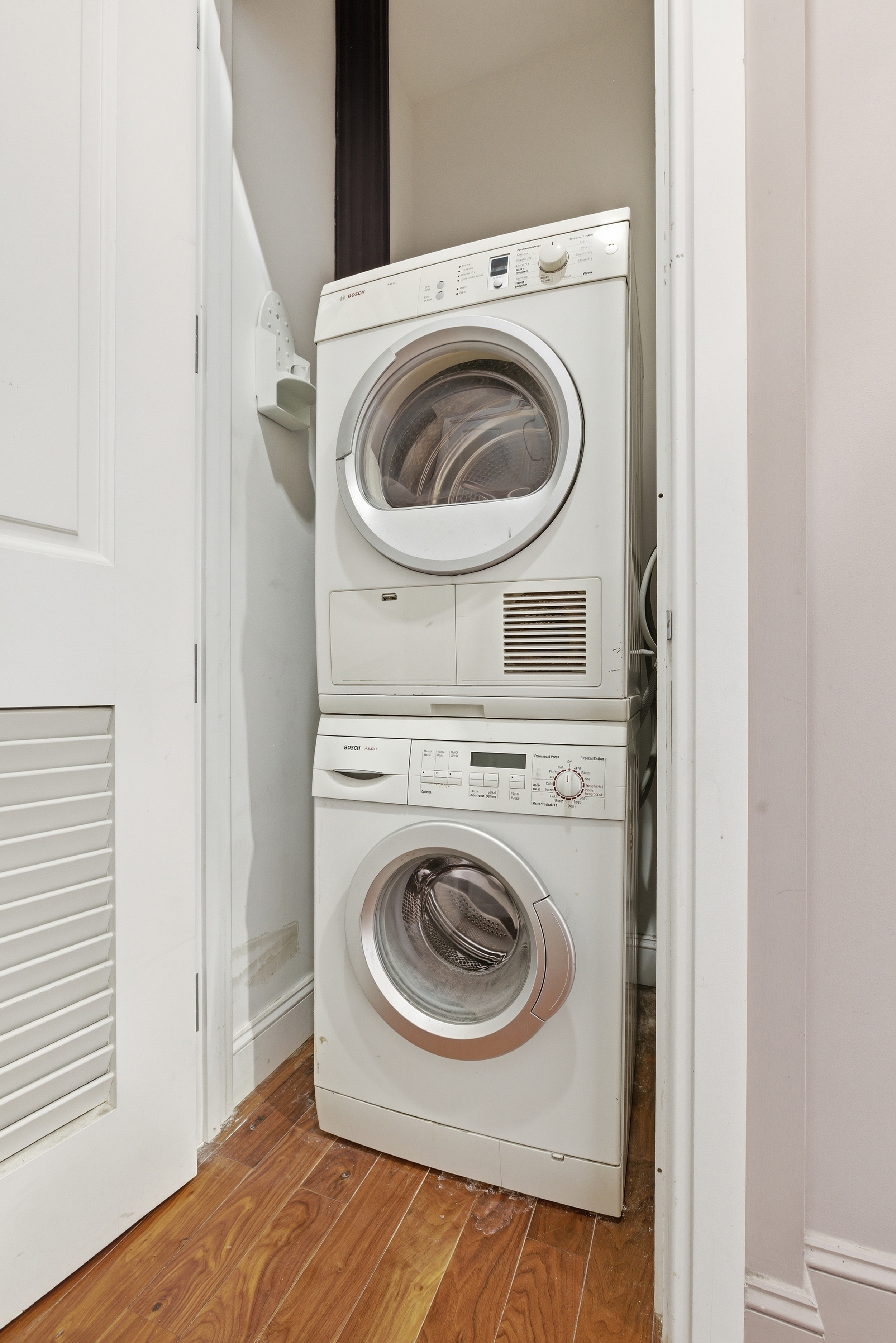 655 6th Avenue, Unit 3D Manhattan, NY 10010 - Photo 17 of 20 a utility room with dryer and washer
