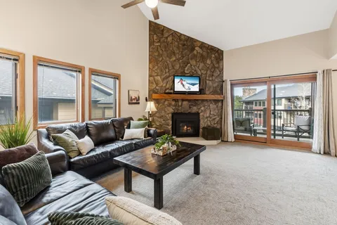 $1,275,000 | 325 Four O'clock Road, Unit C301, Breckenridge, CO 80424