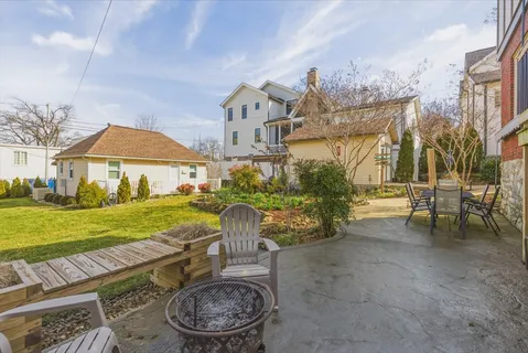 $1,250,000 | 2002 Ashwood Avenue, Nashville, TN 37212