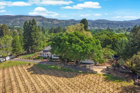 $3,050,000 | 4011 East 3rd Avenue, Napa, CA 94558