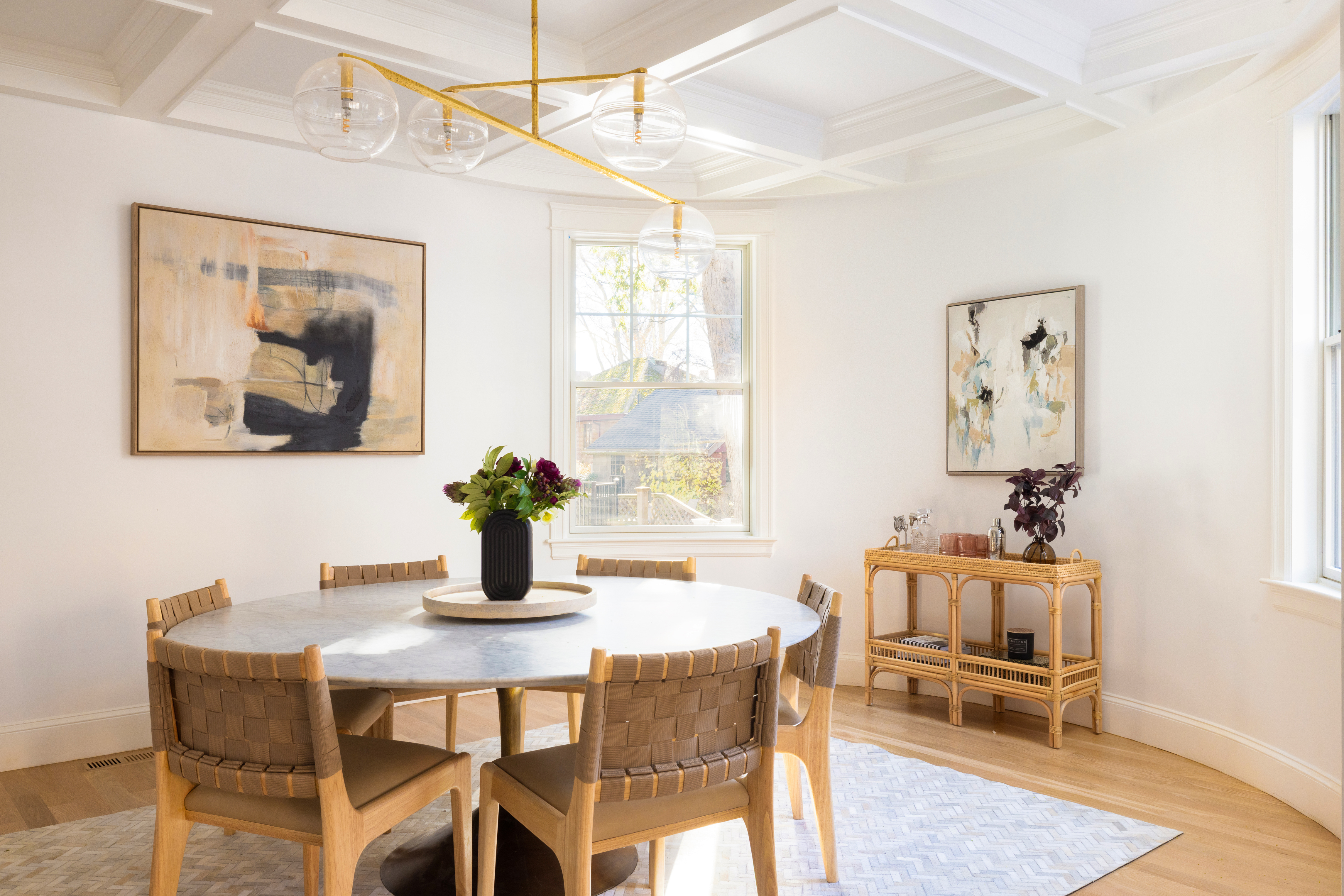 85 Naples Road, Unit 1 Brookline, MA 02446 - Photo 10 of 32 a dining room with a table and chairs