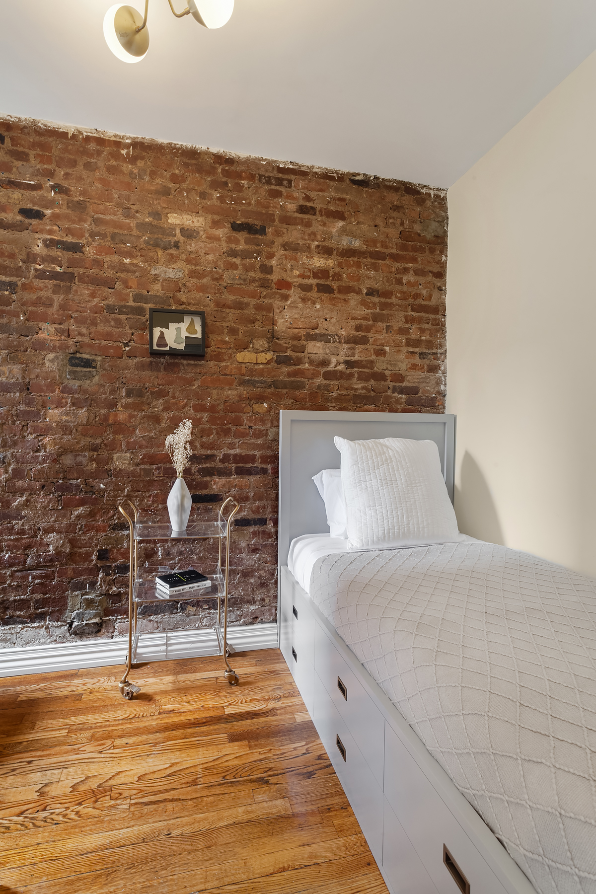 181 Thompson Street, Unit 19 Manhattan, NY 10012 - Photo 4 of 7