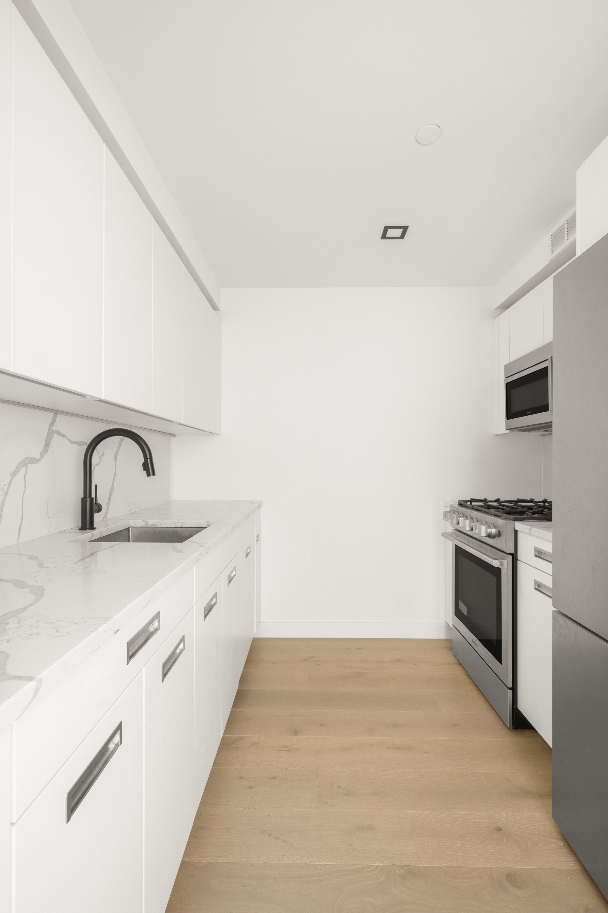 618 Avenue H, Unit 2C Brooklyn, NY 11230 - Photo 2 of 13 Gallery Image 2