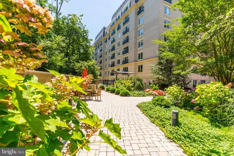 $690,000 | 5 Park Place, Unit 311, Annapolis, MD 21401