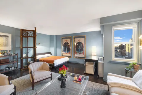 $699,000 | 101 West 12th Street, Unit 15Z | West Village