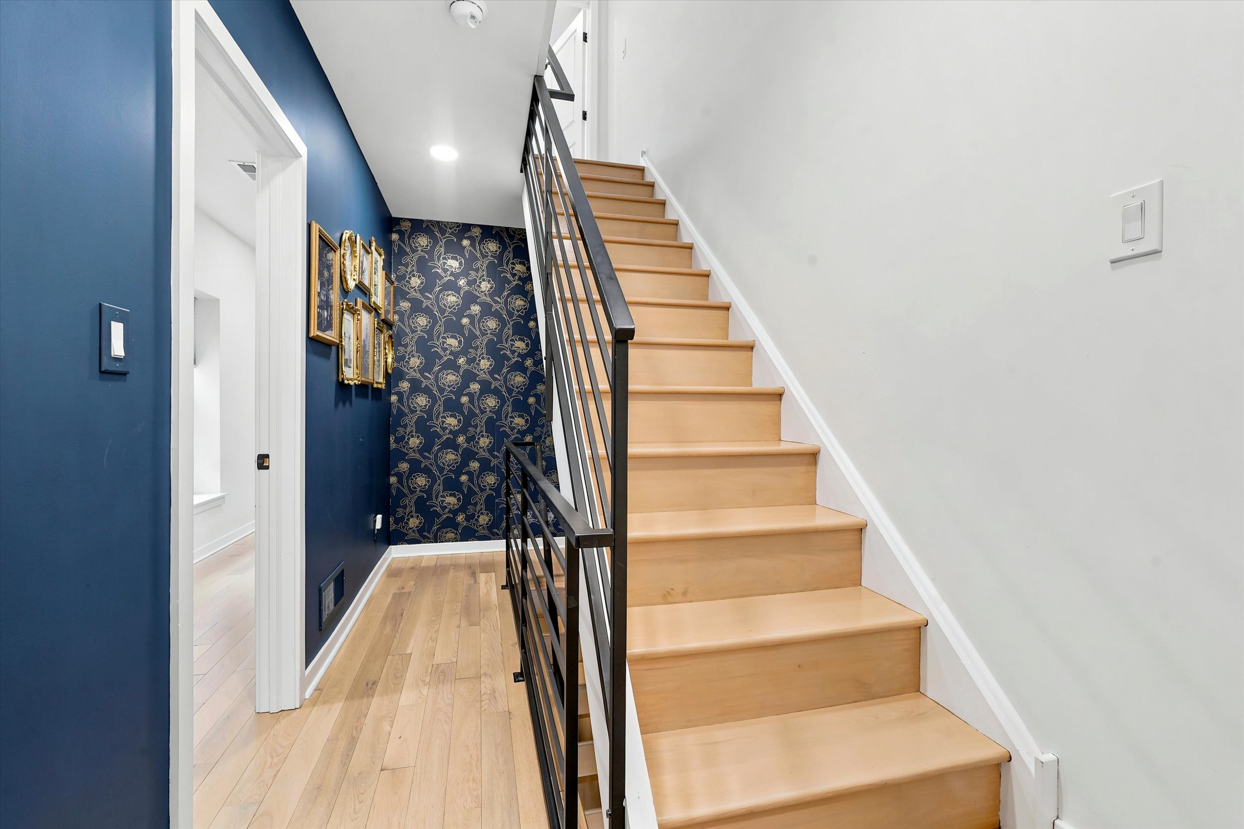 2304 Christian Street Philadelphia, PA 19146 - Photo 24 of 44