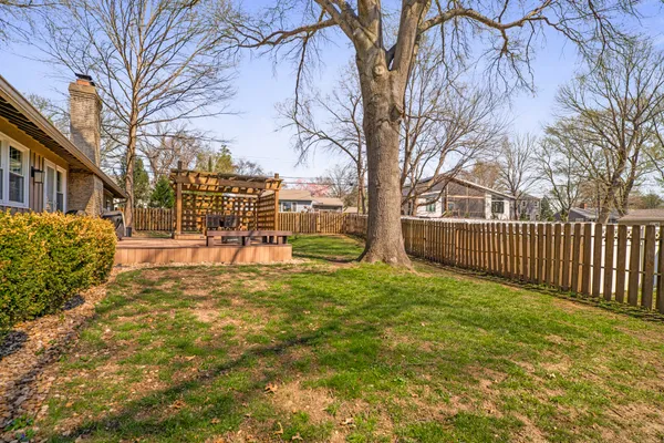 $495,000 | 6525 Hodges Drive, Prairie Village, KS 66208