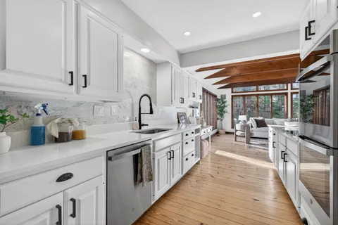 $1,350,000 | 6813 Winterberry Lane, Bethesda, MD 20817