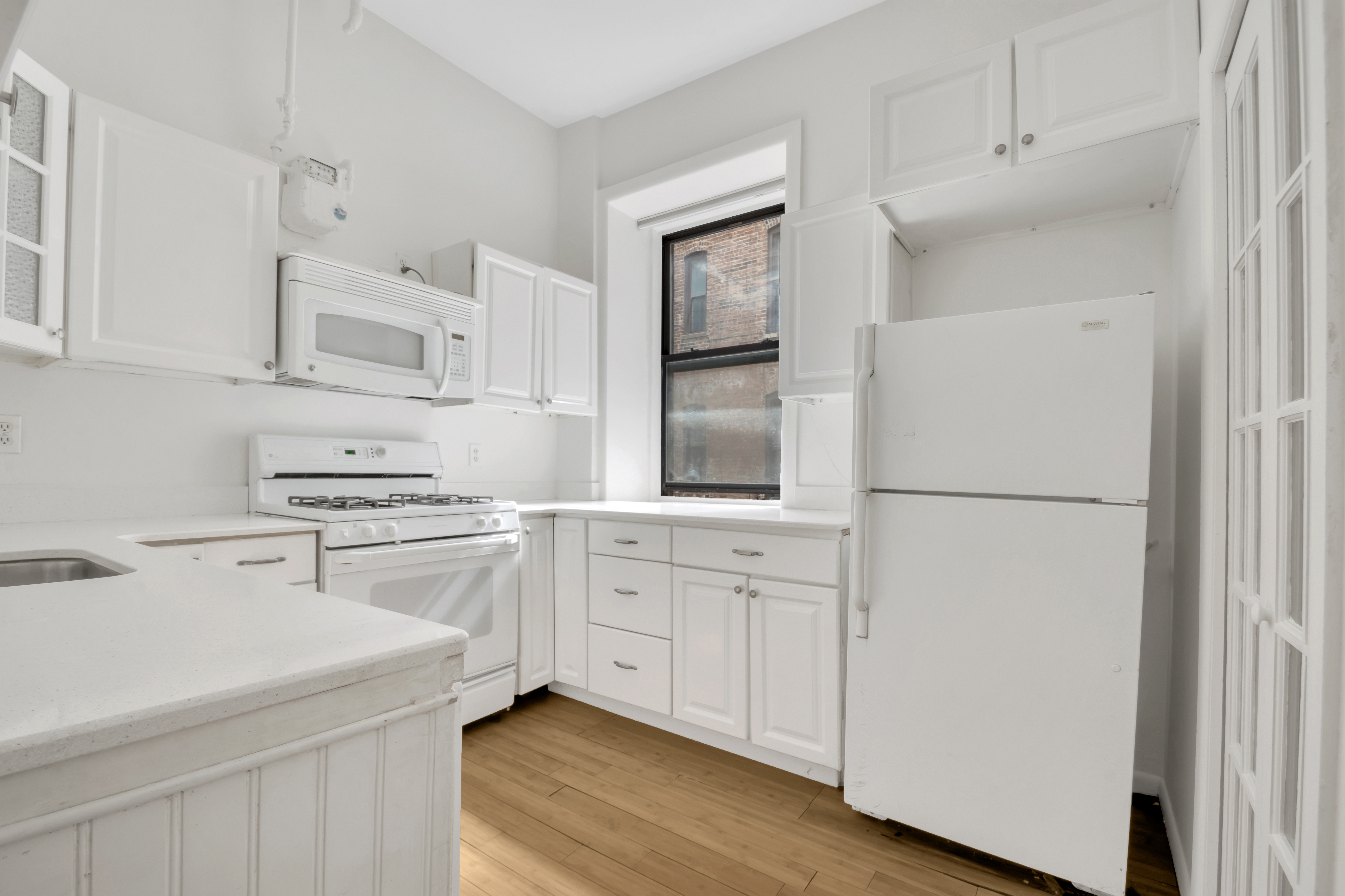 244 Riverside Drive, Unit 4A Manhattan, NY 10025 - Photo 10 of 12
