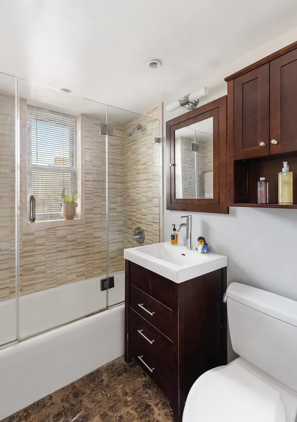 $8,450 | 80 Park Avenue, Unit 19N | Murray Hill