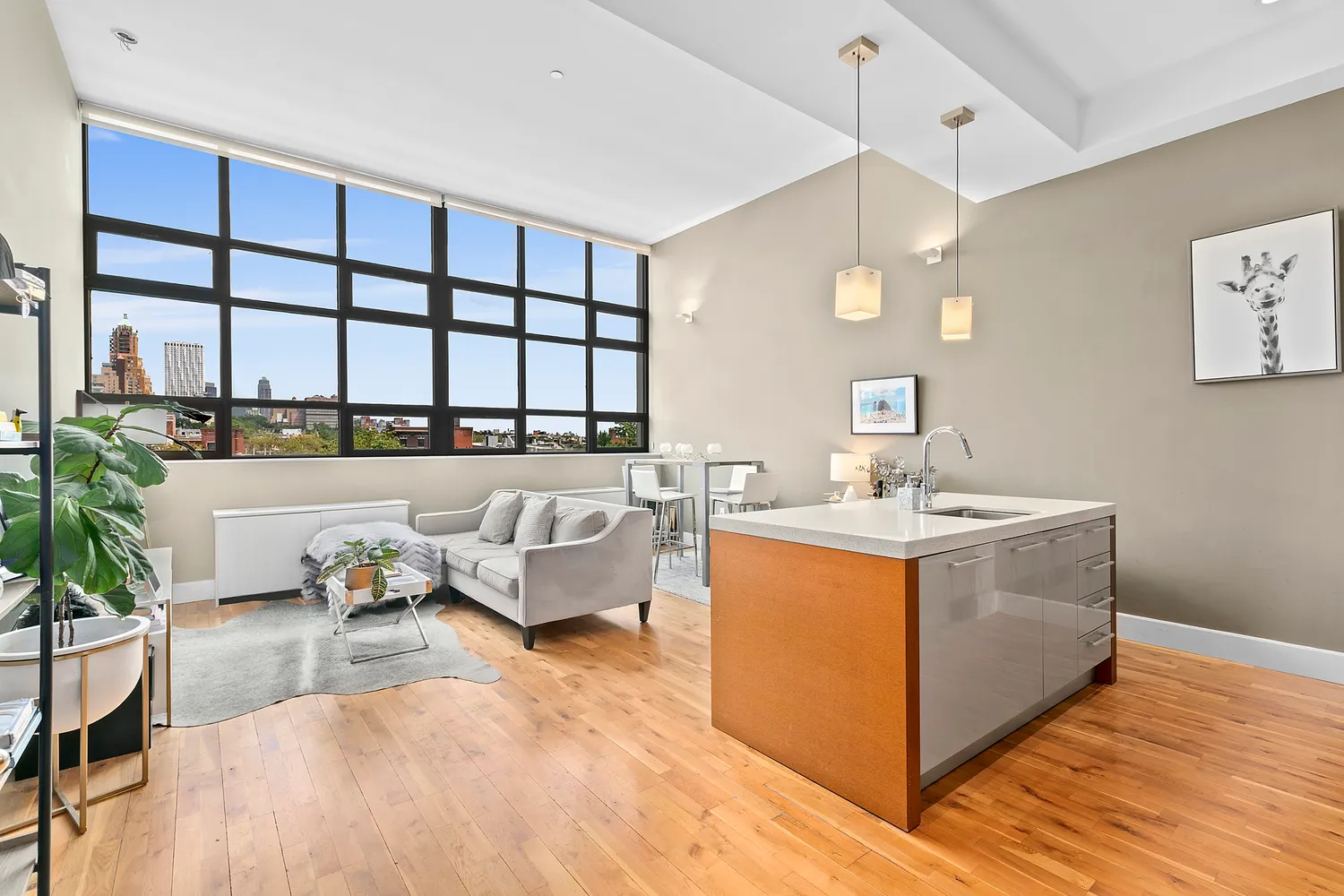 $5,650 | 360 Furman Street, Unit 616 | Brooklyn Heights
