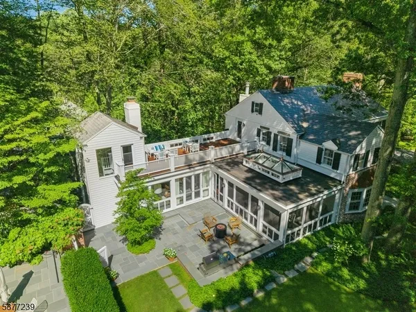 $3,888,000 | 21 Hardwell Road, Short Hills, NJ 07078