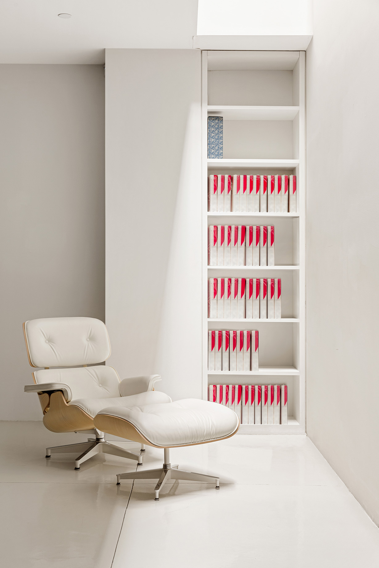 140 Perry Street, Unit MAIS Manhattan, NY 10014 - Photo 13 of 19