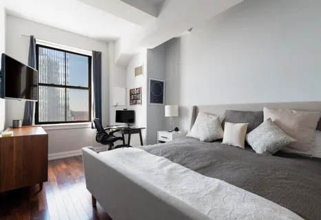 $1,395,000 | 1 Hanson Place, Unit 17M | Fort Greene