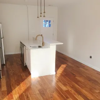 $1,600,000 | 1003 P Street Northwest, Washington, DC 20001