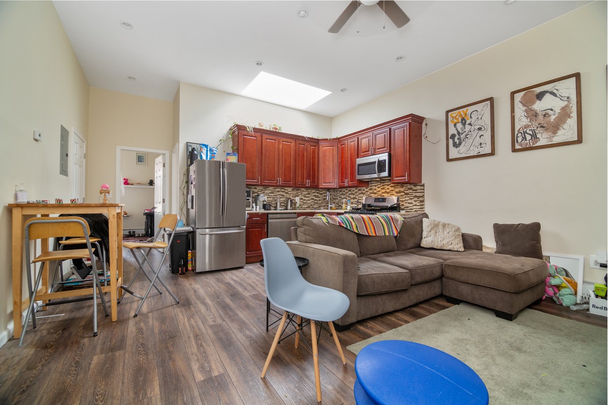 1241 Hancock Street Brooklyn, NY 11221 - Photo 2 of 15