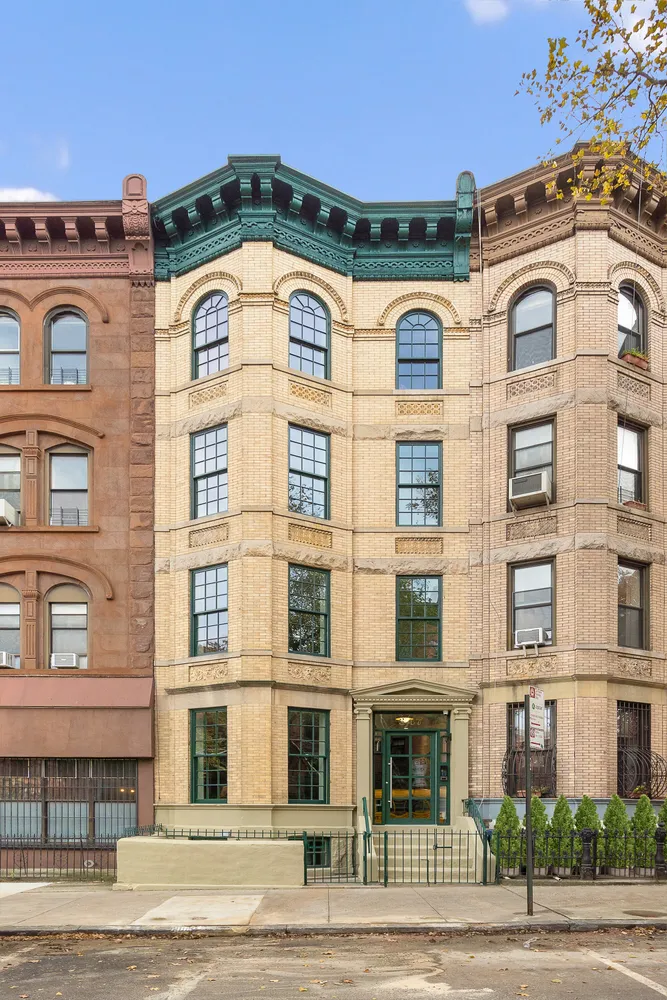 $2,495,000 | 347 6th Avenue, Unit 4 | Park Slope
