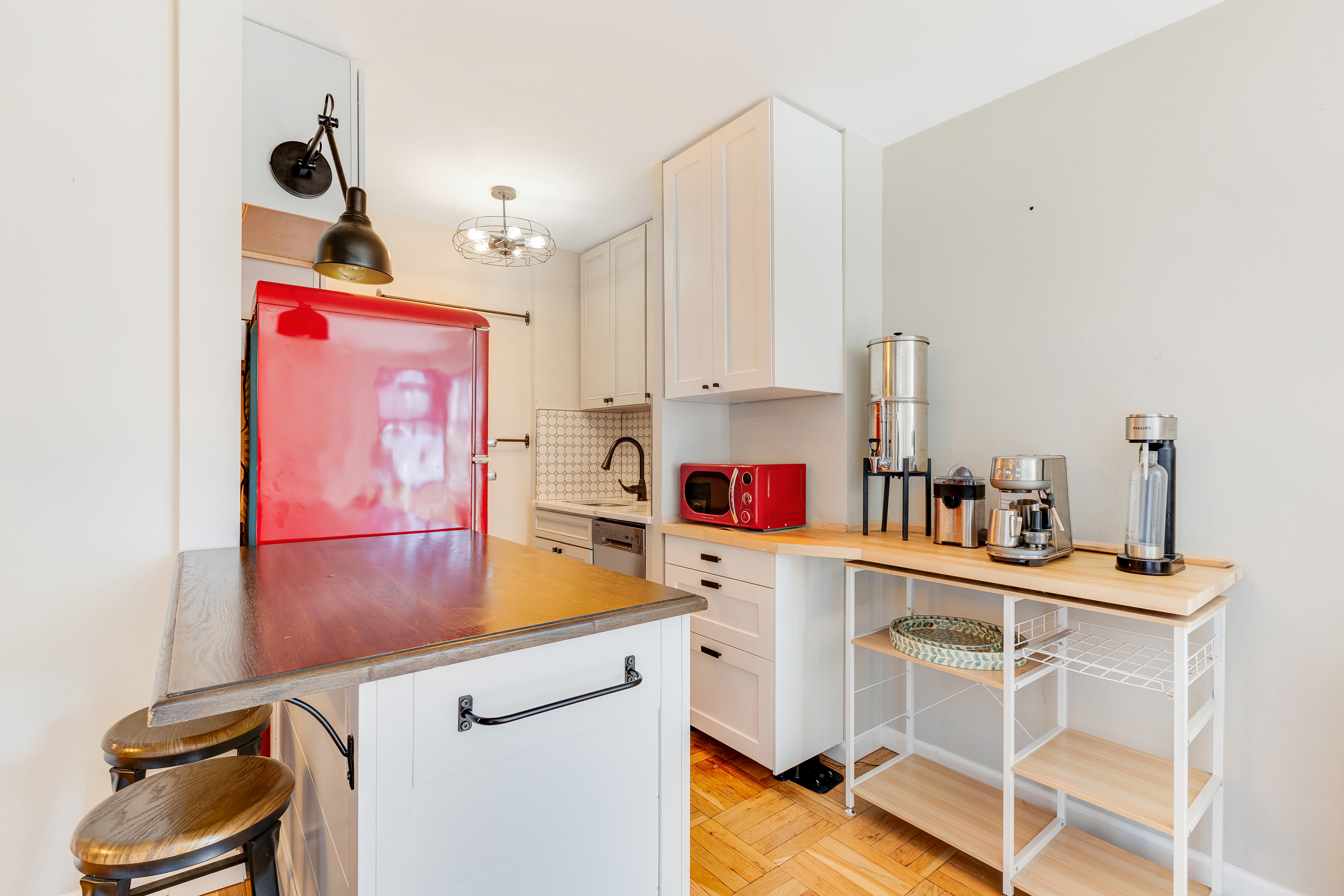 240 East 76th Street, Unit 9A Manhattan, NY 10021 - Photo 5 of 9