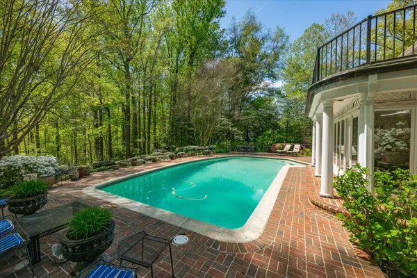 $2,400,000 | 11304 Skipwith Lane, Potomac, MD 20854