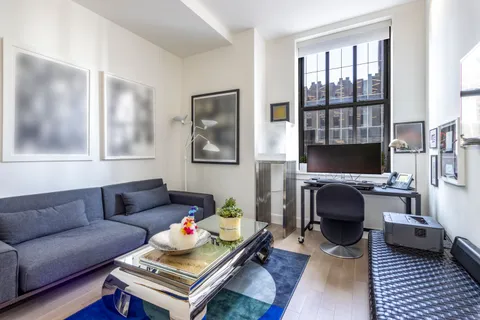$2,850,000 | 100 Barclay Street, Unit 14M | TriBeCa
