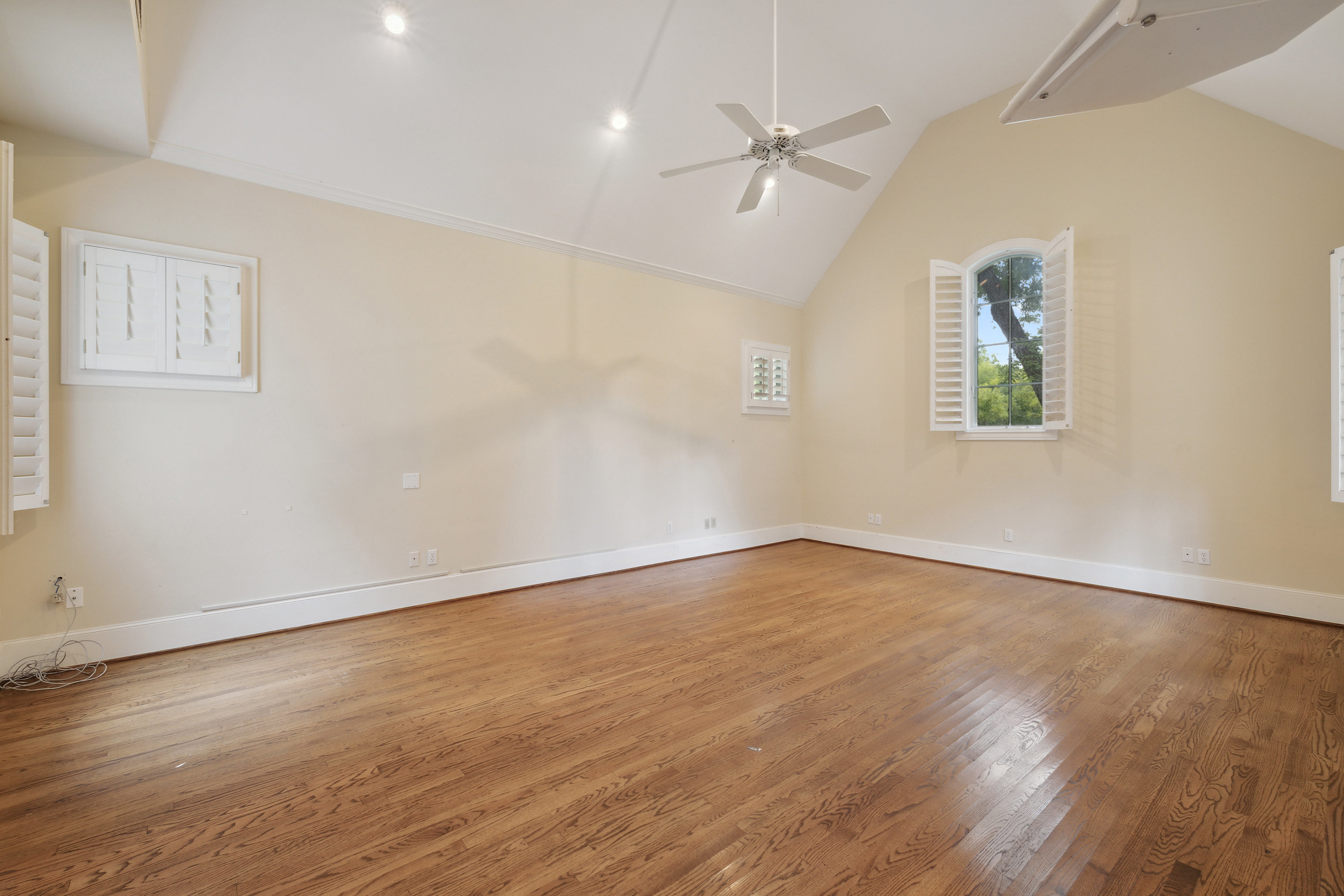 1505 Rockcliff Road Austin, TX 78746 - Photo 18 of 40