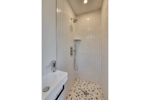 $4,650,000 | 23 Fairway Drive, East Hampton, NY 11937