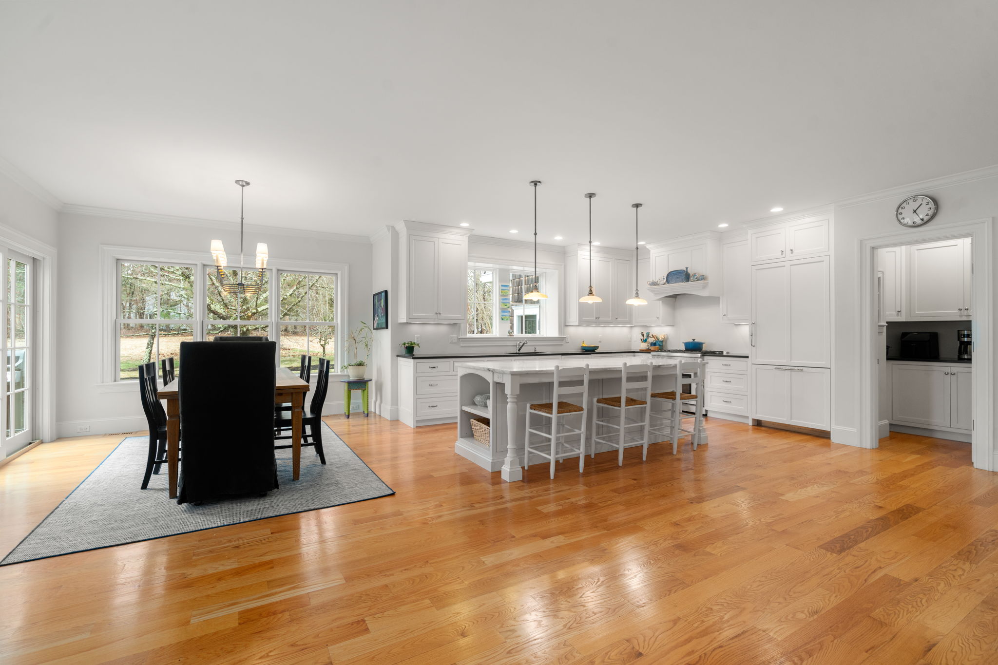 2 Snow Street Sherborn, MA 01770 - Photo 9 of 47