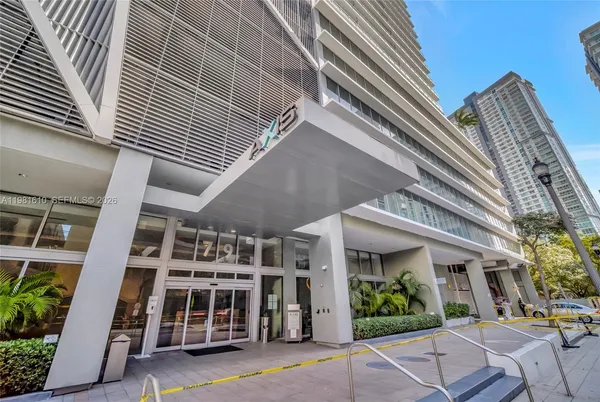 $680,000 | 79 Southwest 12th Street, Unit 2201S, Miami, FL 33130